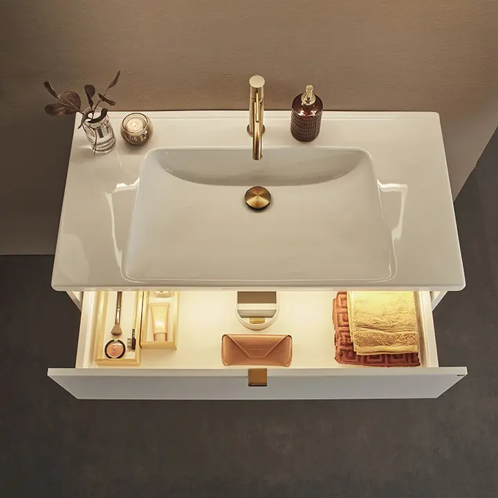 DESIGNAT TVÄTTSTÄLL