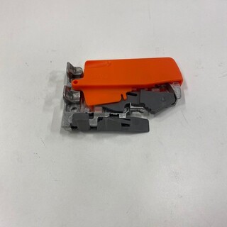 East 1200 (2012)/Original/Go Vänster Lådjusterare