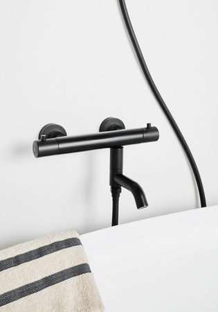 Badkarspip Add Svart