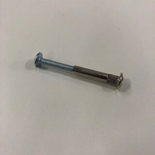 Förbindelseskruv För Ljusramp Spegelskåp